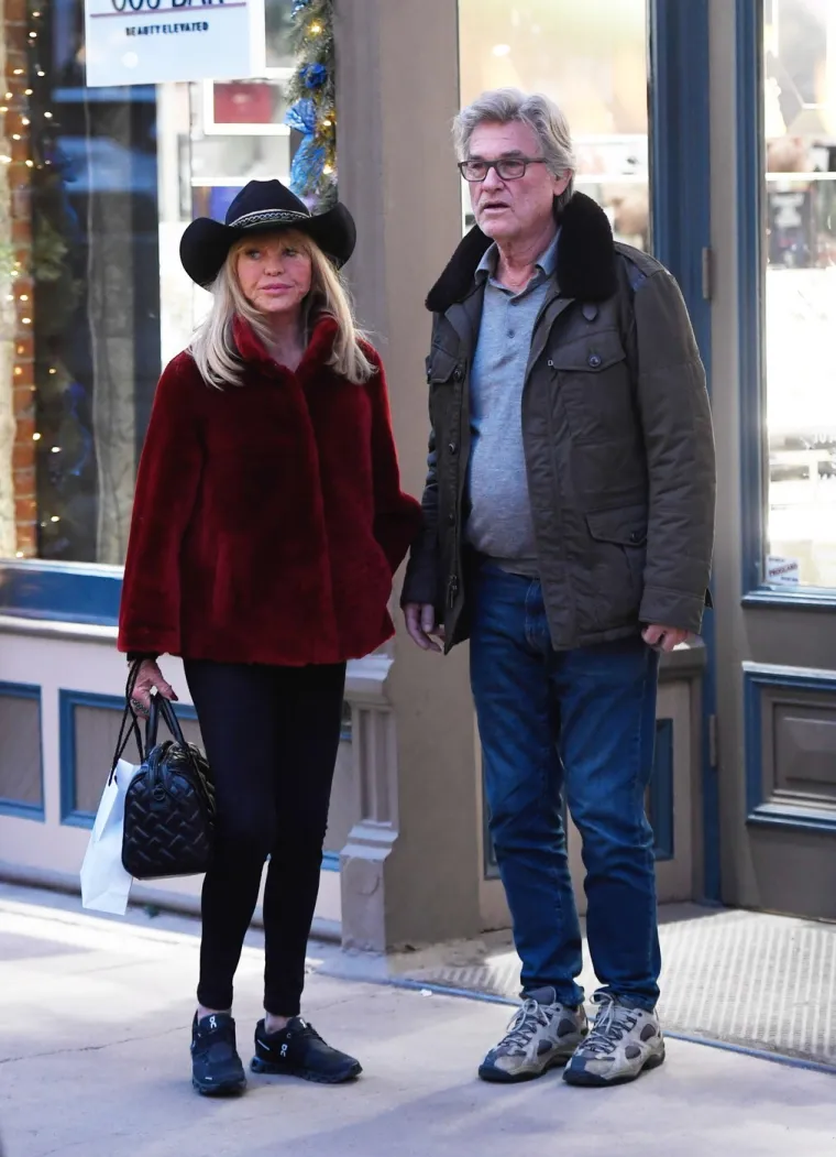 Bila je seks-simbol 70-ih, svi su pred njom padali na koljena: Sa 79 godina i dalje zrači