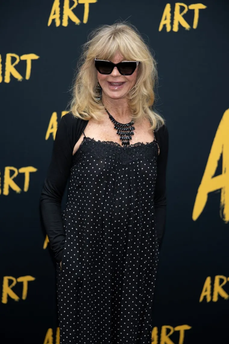 Bila je seks-simbol 70-ih, svi su pred njom padali na koljena: Sa 79 godina i dalje zrači