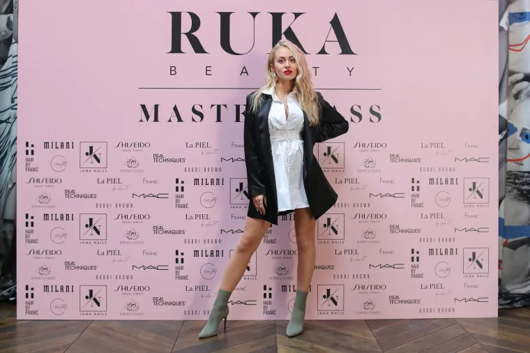 Hrvate zaludjela ljepotom, a o njenom hitu s Eurovizije svi su brujali: Albina danas vodi drugačiji život