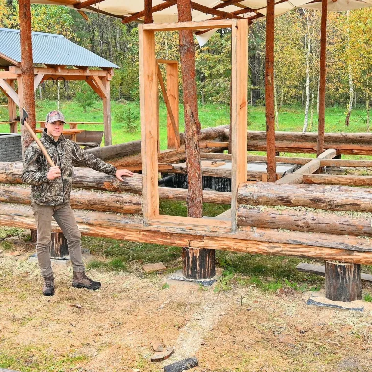 Sam samcat gradi kuću od nule, dosad je potro&scaron;io manje od 4 tisuće eura i stvorio ne&scaron;to predivno