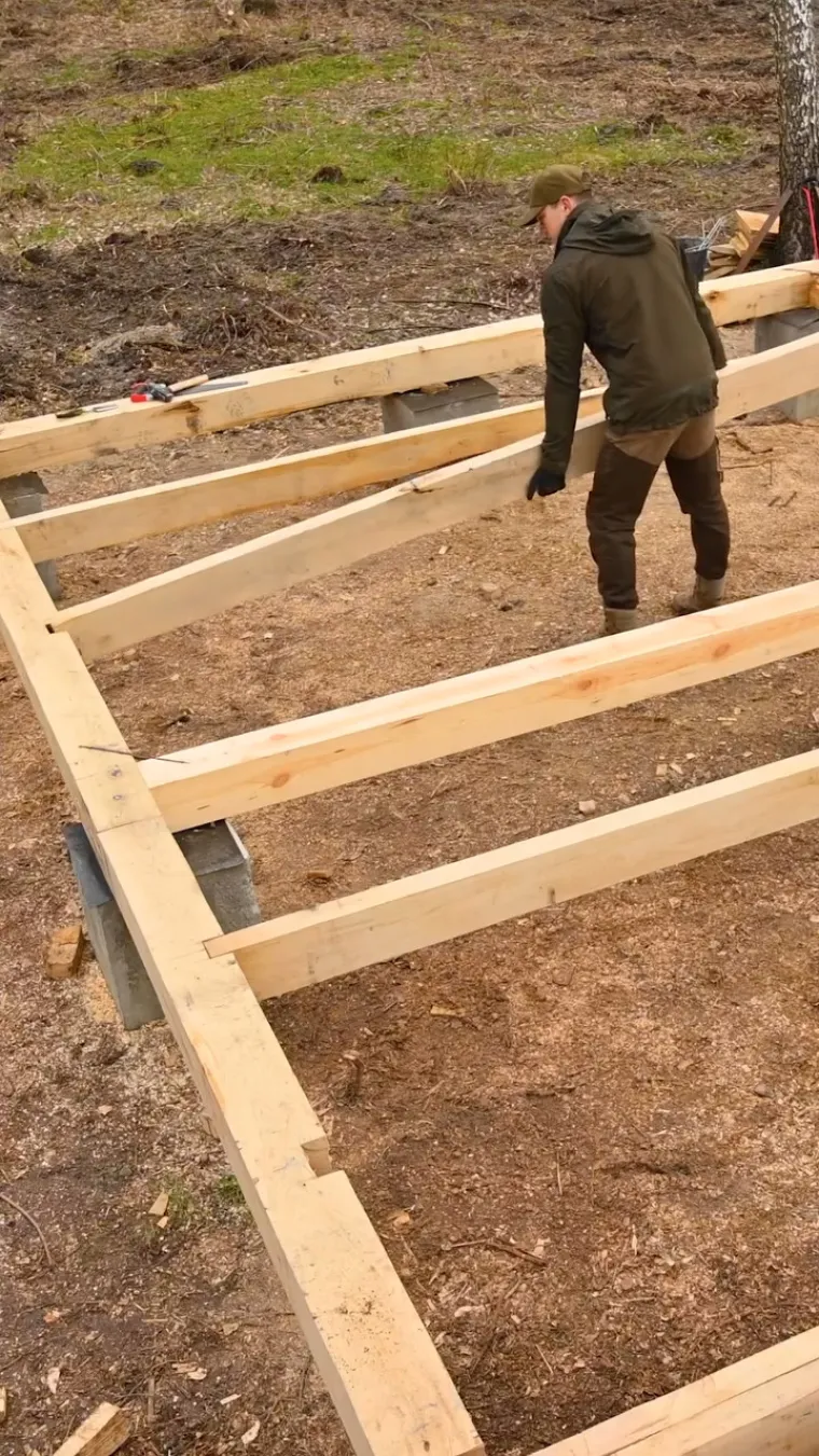 Sam samcat gradi kuću od nule, dosad je potro&scaron;io manje od 4 tisuće eura i stvorio ne&scaron;to predivno