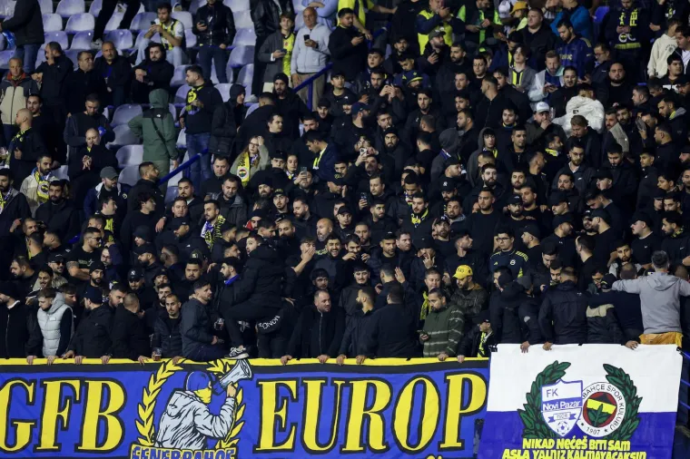 Zastava iz Srbije se pojavila na Maksimiru: Svi su gledali što se vijori na jugu stadiona