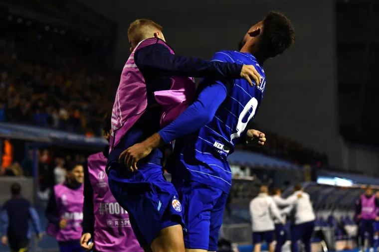 Luda noć u Zagrebu: Navijači slavili do ekstaze, Mišić potezom oduševio sve