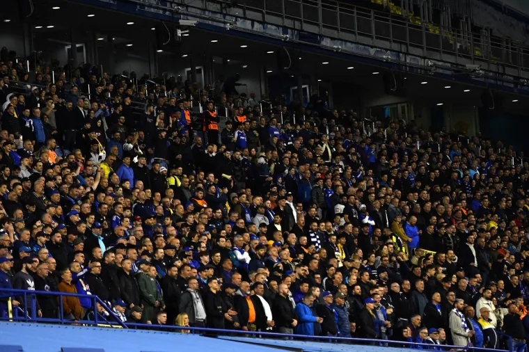 Luda noć u Zagrebu: Navijači slavili do ekstaze, Mi&scaron;ić potezom odu&scaron;evio sve