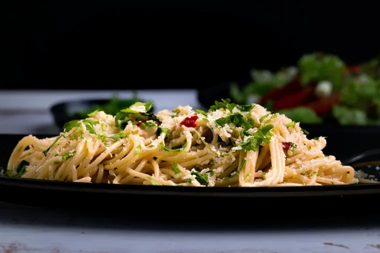 Tihe ubojice s tanjura: 23 jela koja biste trebali izbjegavati na javnim mjestima