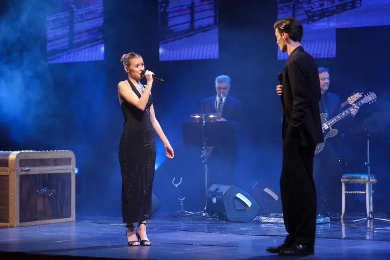 Kći biv&scaron;e Divasice majčina je kopija: Uspje&scaron;na je pjevačica, a evo čime se jo&scaron; bavi