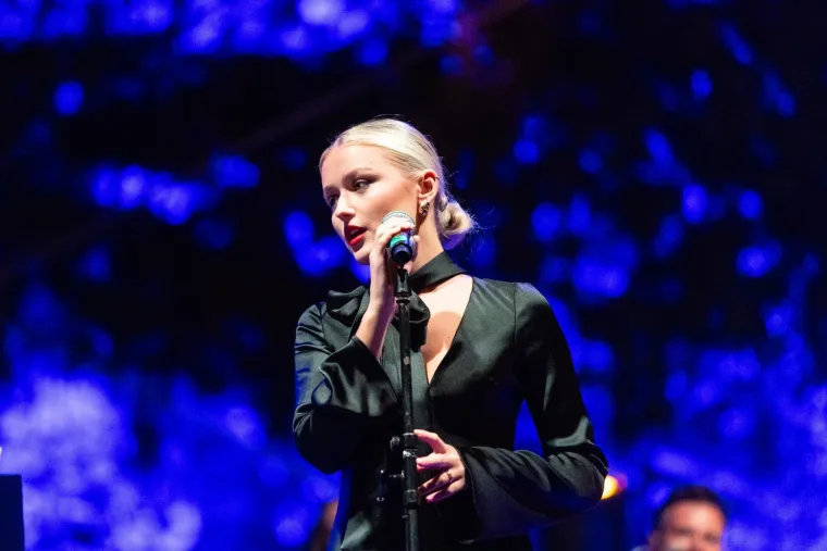 Kći biv&scaron;e Divasice majčina je kopija: Uspje&scaron;na je pjevačica, a evo čime se jo&scaron; bavi