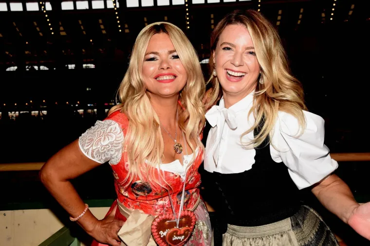 Krigle pune, prekrasne djevojke i dirndli: Pogledajte galeriju Oktoberfesta