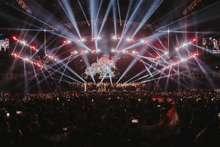 Kada domoljubi okupiraju Arenu: Uz Bulića i &Scaron;koru na pozornicu stiže veliko iznenađenje