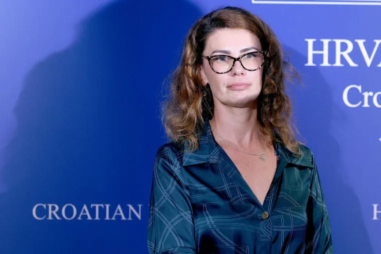 Ovo je nova članica DP-a: Pozirala za Playboy, bila u centru skandala, zgrozila komentarom o ustašama