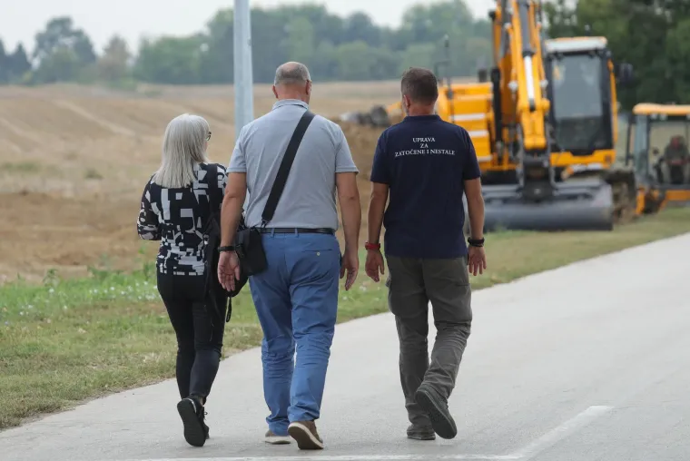 Ovdje je otkrivena nova masovna grobnica: Svega 100 metara od Ovčare otkopana još jedna rana...