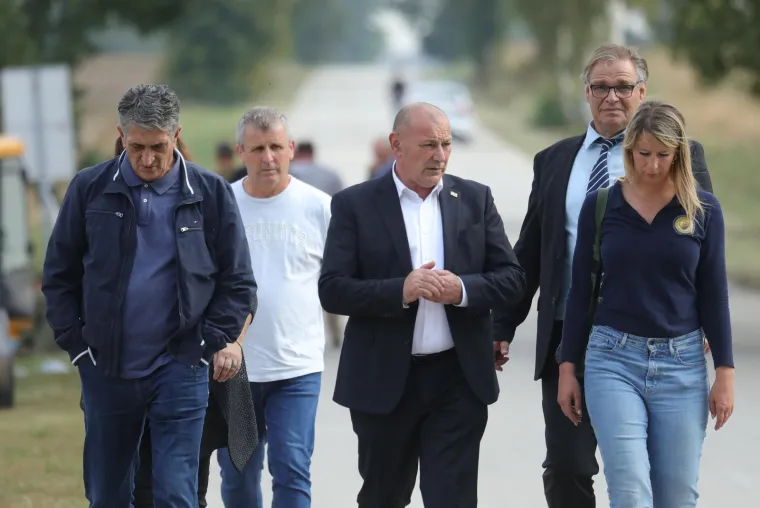 Ovdje je otkrivena nova masovna grobnica: Svega 100 metara od Ovčare otkopana još jedna rana...