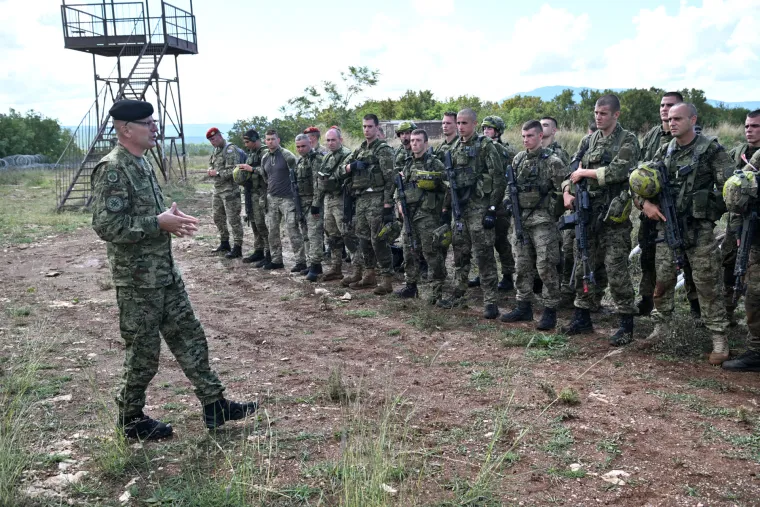 Brutalni prizori kraj Knina: Pauci i Gromovi odmjerili snage, koristili su i FPV dron