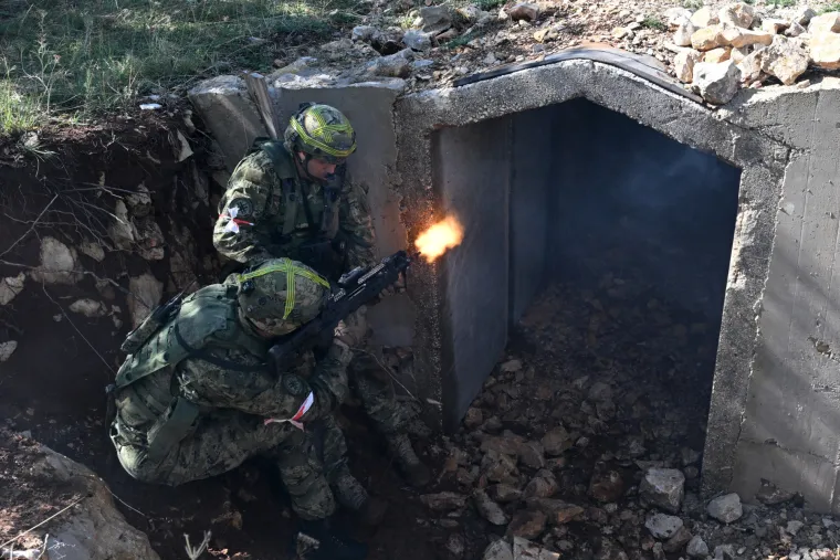 Brutalni prizori kraj Knina: Pauci i Gromovi odmjerili snage, koristili su i FPV dron