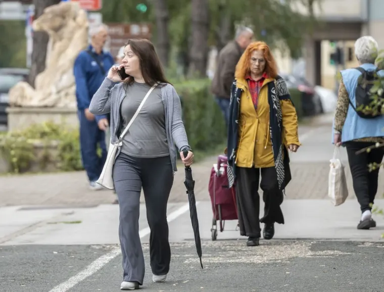 Ova elegantna dama osvojila je prolaznike: Zgodnoj brineti vitke figure nitko nije mogao odoljeti