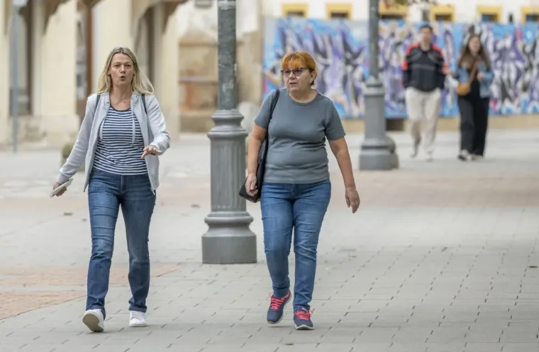 Ova elegantna dama osvojila je prolaznike: Zgodnoj brineti vitke figure nitko nije mogao odoljeti