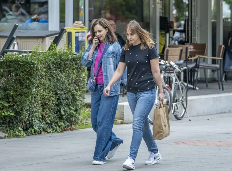 Ova elegantna dama osvojila je prolaznike: Zgodnoj brineti vitke figure nitko nije mogao odoljeti