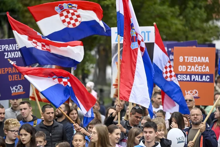 Hod za život održan u Varaždinu: Među okupljenima Željka Markić i njezin suprug