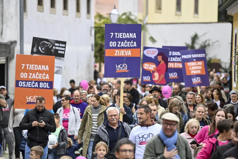 Hod za život održan u Varaždinu: Među okupljenima Željka Markić i njezin suprug