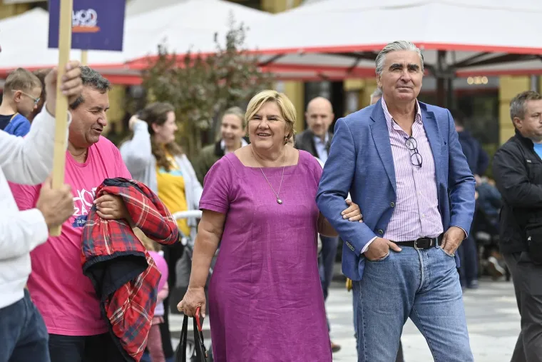 Hod za život održan u Varaždinu: Među okupljenima Željka Markić i njezin suprug