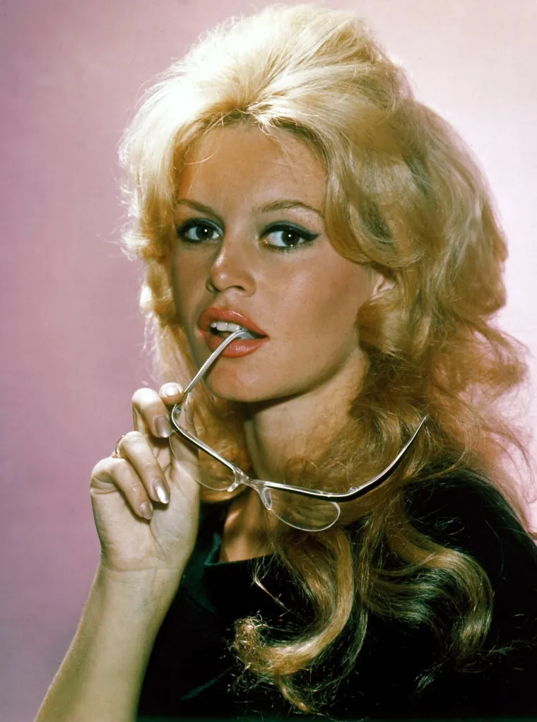 Nije se sramila ni golotinje ni lezbijskih scena: Ikona glume Brigitte Bardot slavi 91. rođendan