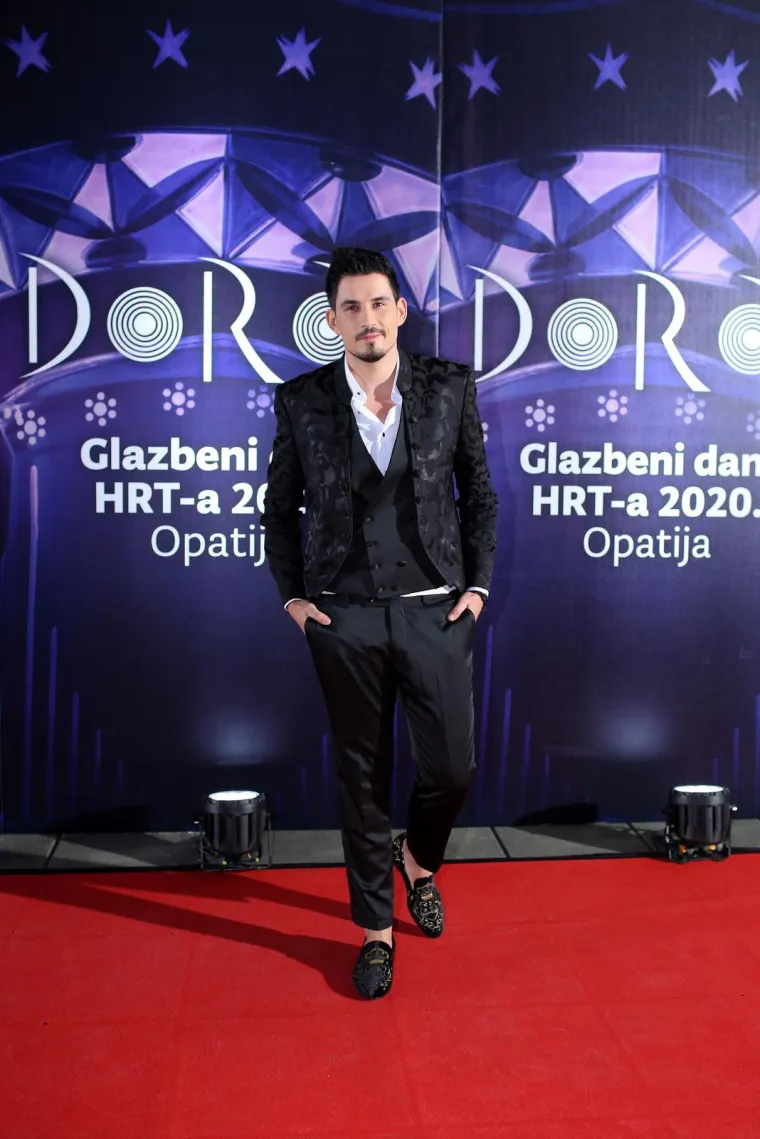 Poznati hrvatski pjevač i neženja iz Čakovca danas slavi 40. rođendan