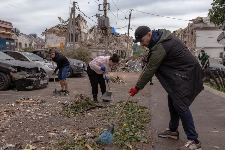 Jezivi prizori u Kijevu nakon brutalnog napada: Rusi poslali 595 dronova i ubili djevojčicu