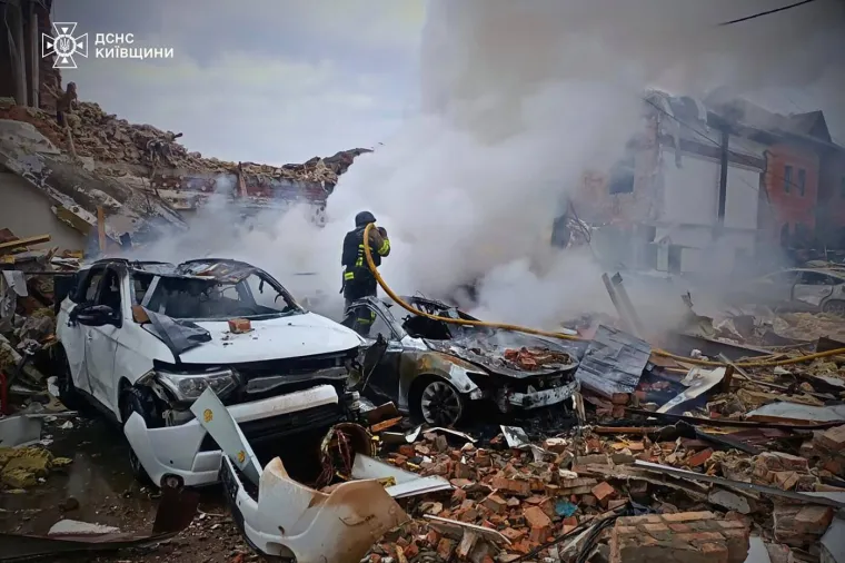 Jezivi prizori u Kijevu nakon brutalnog napada: Rusi poslali 595 dronova i ubili djevojčicu