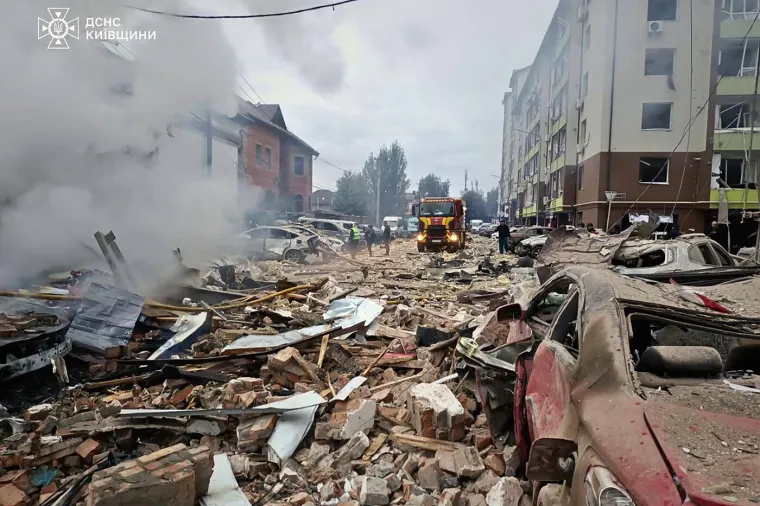 Jezivi prizori u Kijevu nakon brutalnog napada: Rusi poslali 595 dronova i ubili djevojčicu