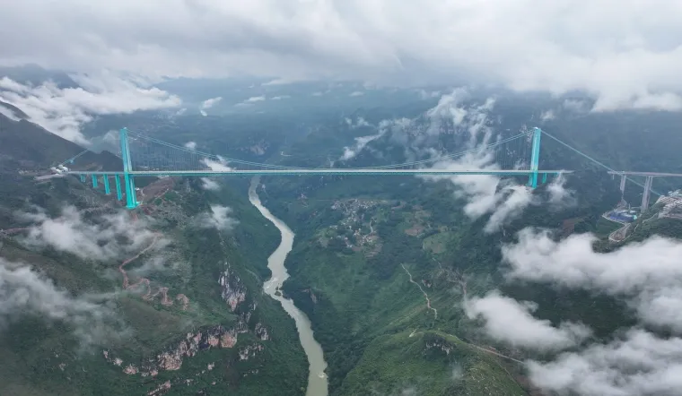 Nevjerojatni prizori: Otvoren najvi&scaron;i most na svijetu, put od dva sata sada traje samo dvije minute