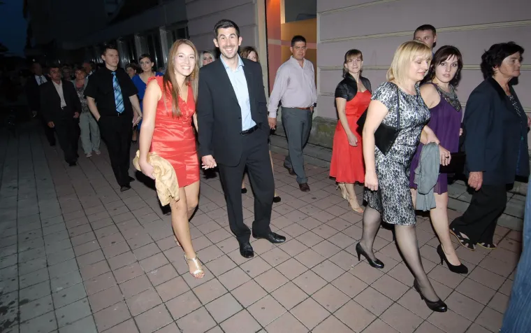 Ovako je Đurđa Adle&scaron;ič slavila sinovo vjenčanje: Pratila ih povorka, stigla i Jadranka Kosor