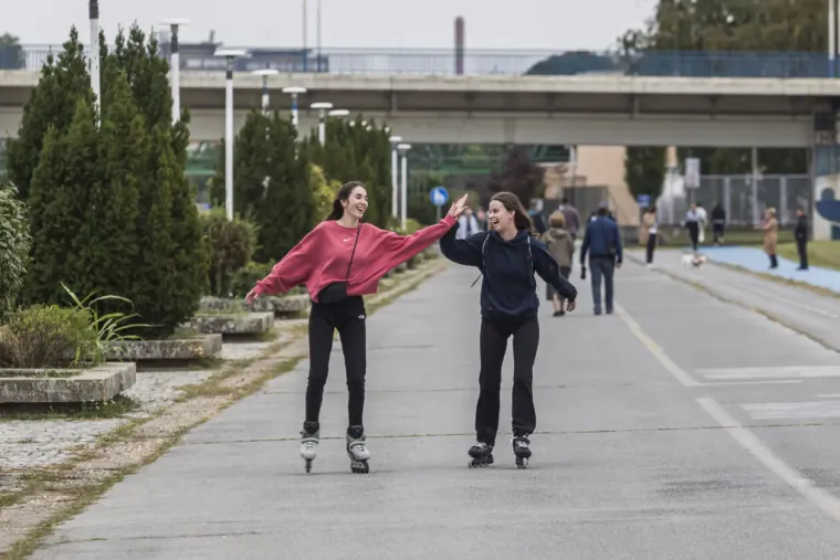 Zamamne dame u sportskom izdanju nisu skidale osmijeh s lica: Zapele za oko prolaznicima