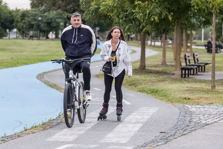 Zamamne dame u sportskom izdanju nisu skidale osmijeh s lica: Zapele za oko prolaznicima