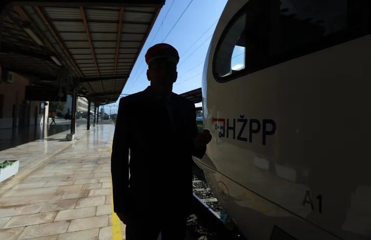 Hrvatskim prugama od danas vozi vlak kakav nikad nismo imali: 'Najmoderniji je u Europi'