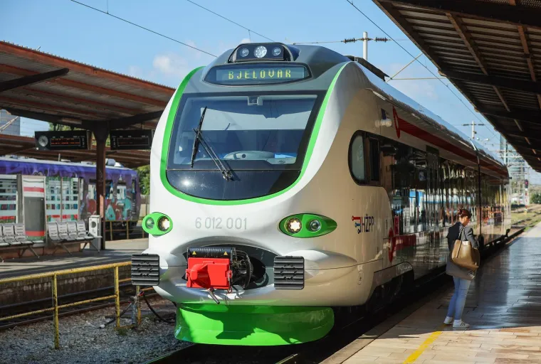 Hrvatskim prugama od danas vozi vlak kakav nikad nismo imali: 'Najmoderniji je u Europi'