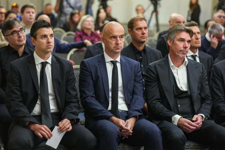 Legenda uz suprugu: Iznenadit ćete se tko je od poznatih odao počast Nikoli Piliću