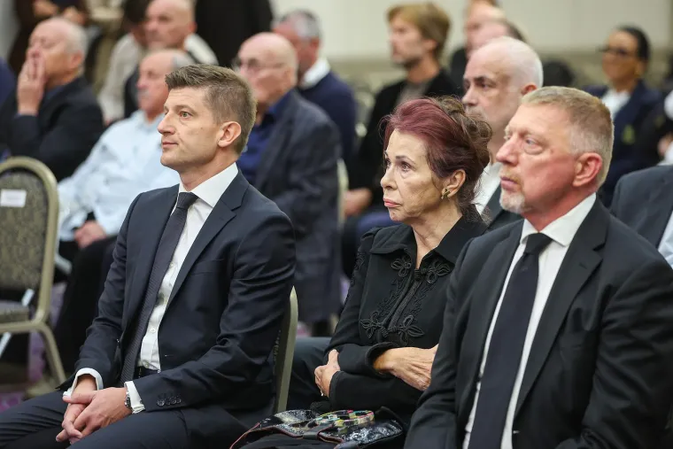 Legenda uz suprugu: Iznenadit ćete se tko je od poznatih odao počast Nikoli Piliću