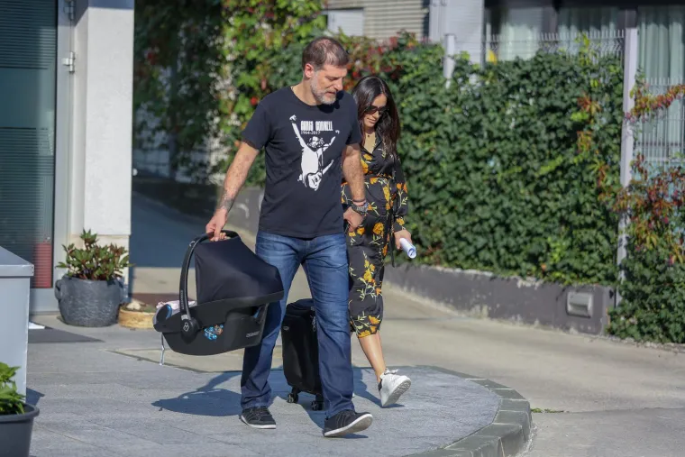 Osvojila je srce Slavena Bilića, već 17 godina su u vezi i imaju djecu: Tko je Ivana Đeldum?