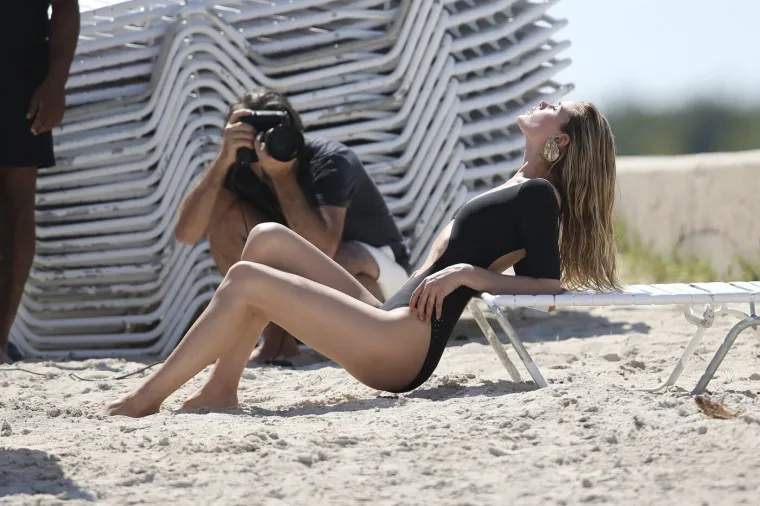 Zavodljive plave oči i lice od milijuna dolara: Doutzen Kroes ni nakon 20 godina kao da ne stari