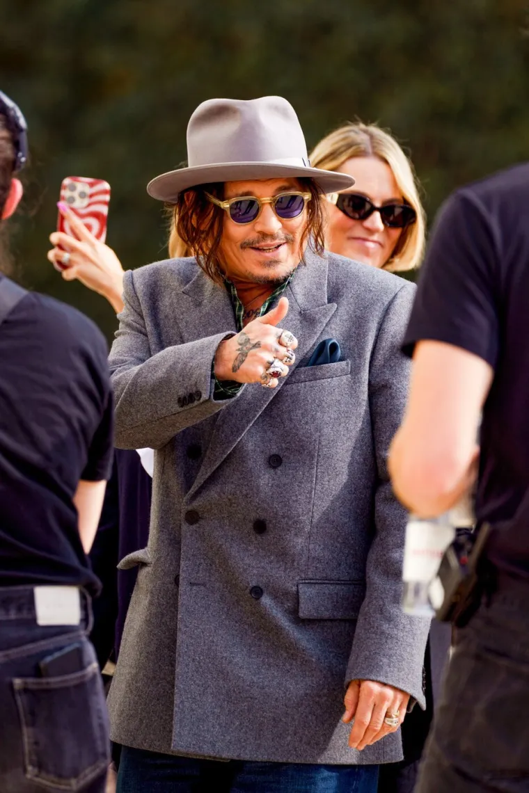 Holivudski zavodnik ruku pod ruku s Macronovom suprugom: Izborila se za fotografiju