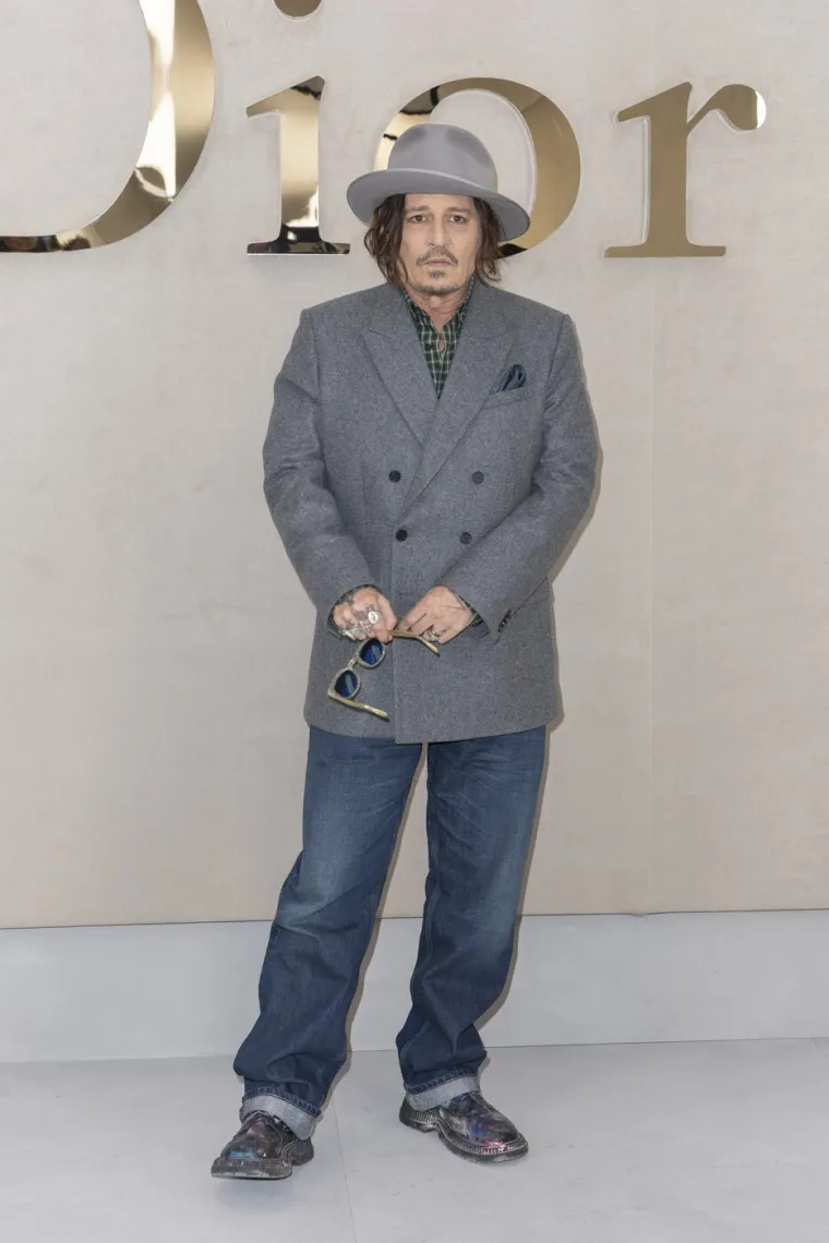 Parada slavnih na pariškom Tjednu mode: Od Brigitte Macron i Kylie Jenner do frontmena Tokio Hotela