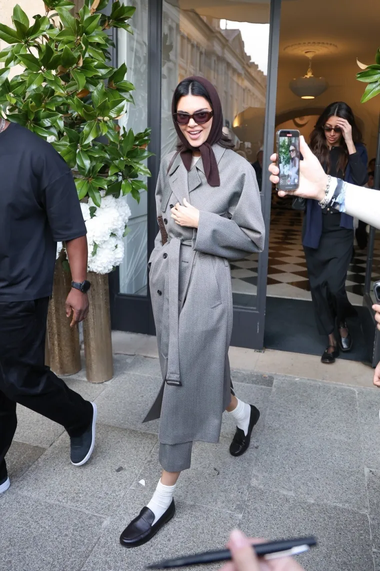 Parada slavnih na pariškom Tjednu mode: Od Brigitte Macron i Kylie Jenner do frontmena Tokio Hotela