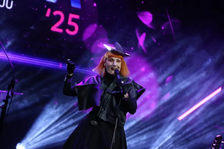 Mišo roker, Nives operna pjevačica: Ovako bi naši izvođači izgledali kada bi se okrenuli drugom žanru