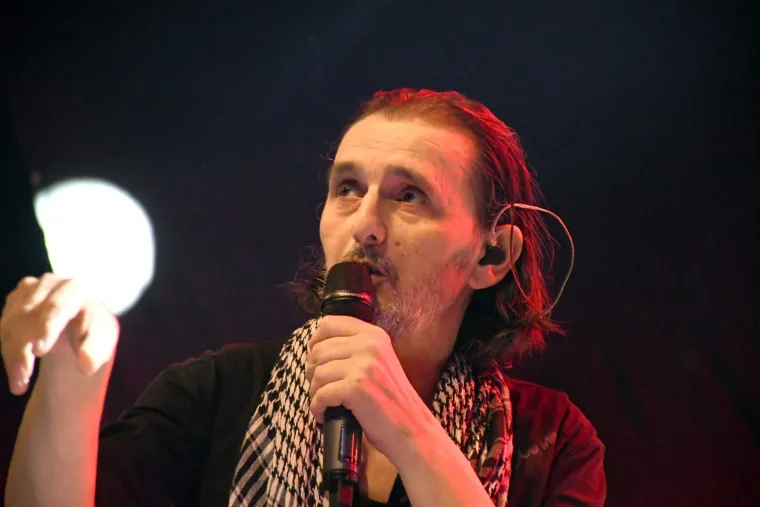 Mi&scaron;o roker, Nives operna pjevačica: Ovako bi na&scaron;i izvođači izgledali kada bi se okrenuli drugom žanru