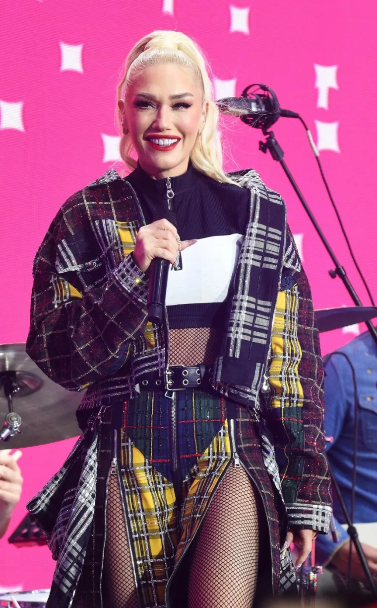 Gwen Stefani skoro je nemoguće prepoznati: Operacijama se dovela do savr&scaron;enstva, a ima 56 godina