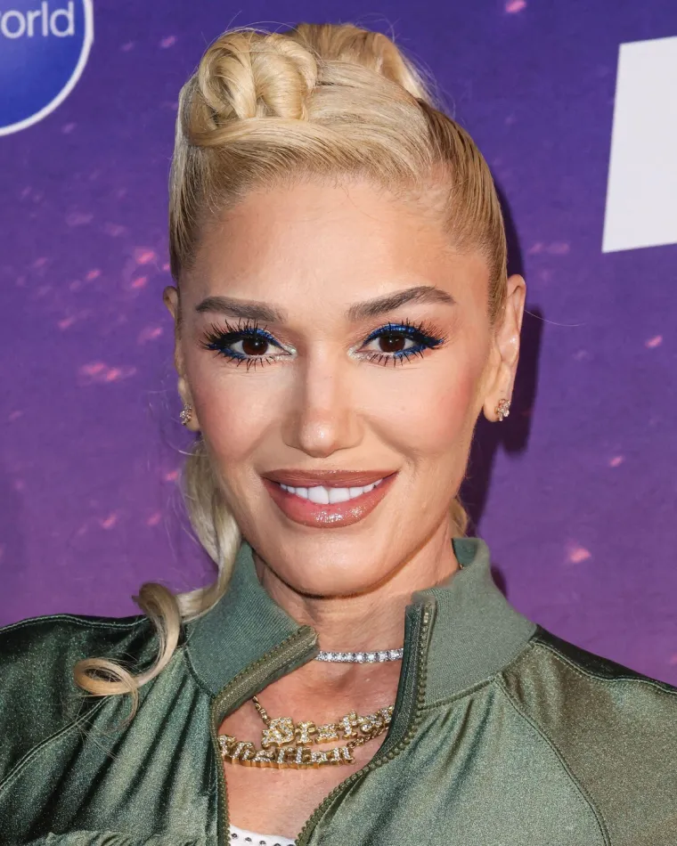 Gwen Stefani skoro je nemoguće prepoznati: Operacijama se dovela do savršenstva, a ima 56 godina