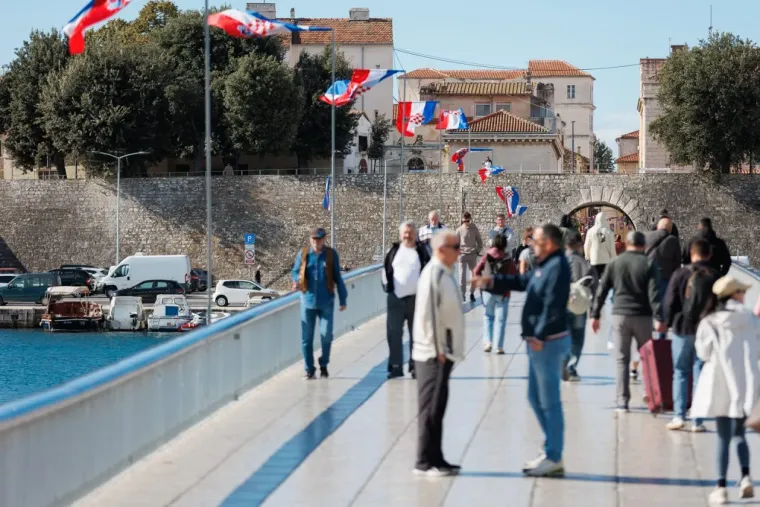 Djevojke preplanulog tena osvojile zadarsku &scaron;picu: Nema tko na njih nije bacio oko