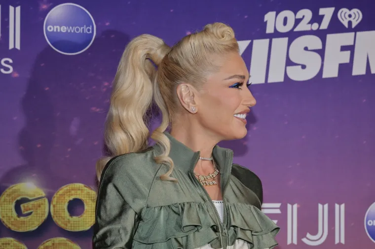 Sva izdanja Gwen Stefani: Nebesko plavi bob, bujni repovi, kovrče, platinasto plava...