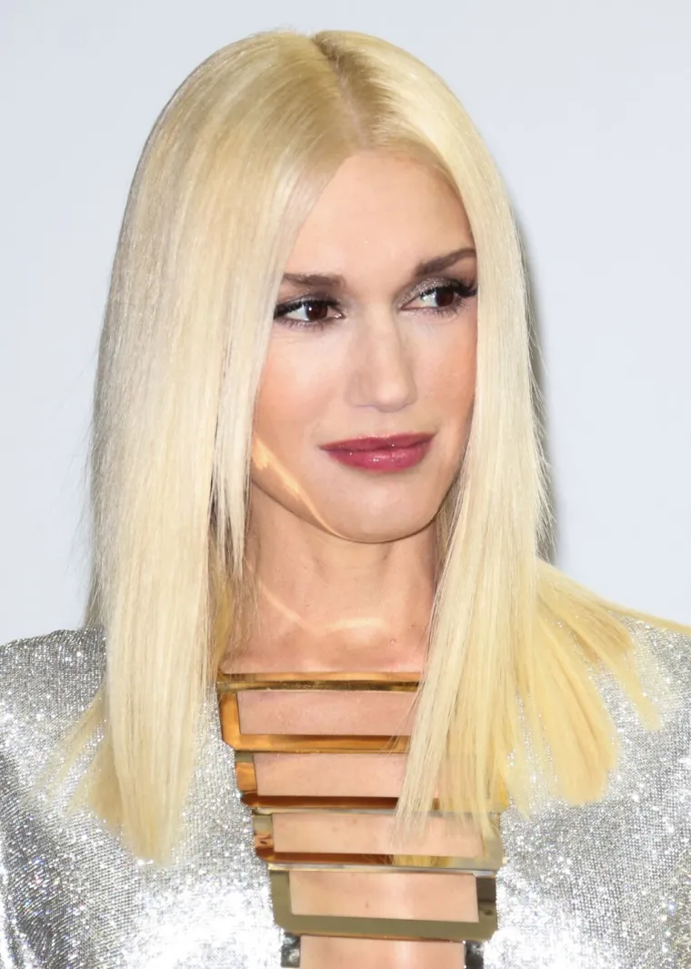 Sva izdanja Gwen Stefani: Nebesko plavi bob, bujni repovi, kovrče, platinasto plava...