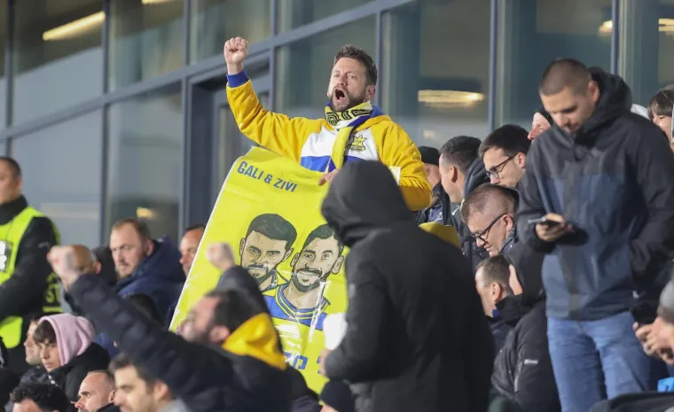 Kadrovi za pamćenje! Ovako je čudesni Dinamo sru&scaron;io Maccabi usred Srbije